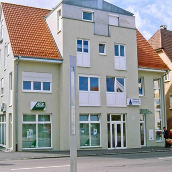 WOHN- UND GESCHÄFTSHAUS IN WEINGARTEN